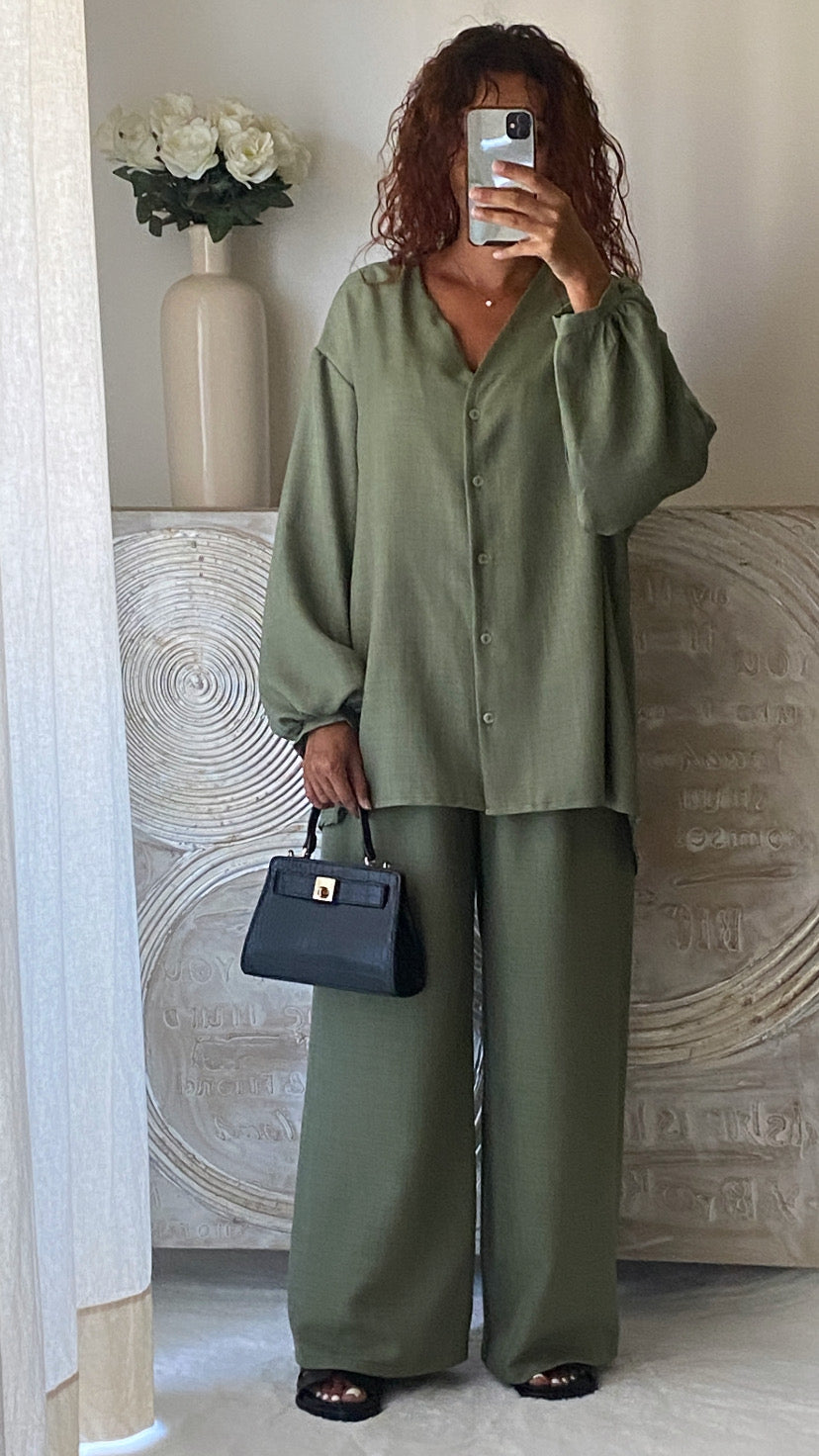 Ensemble Yasmine kaki