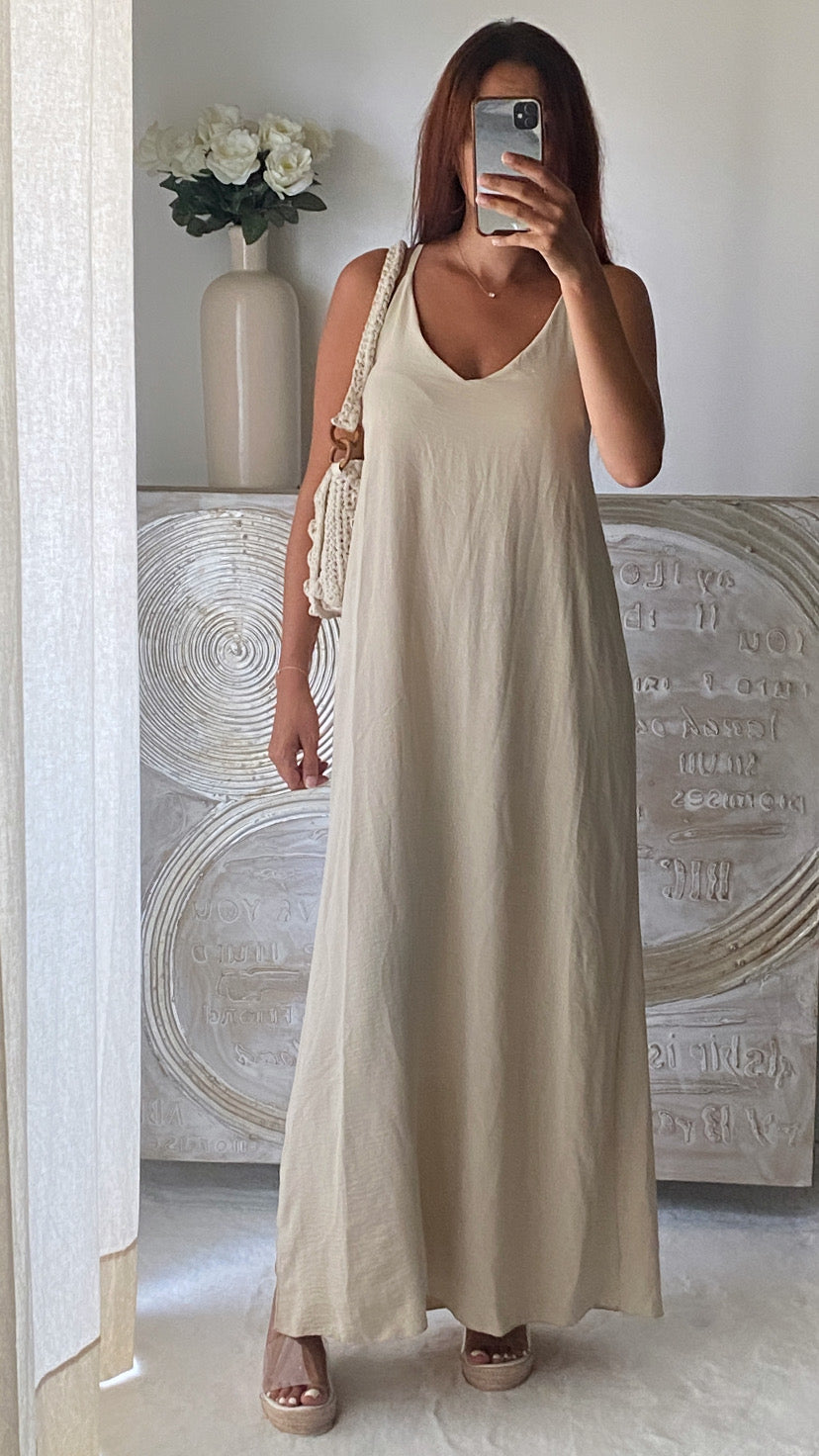 Robe fendue dos croisé crème