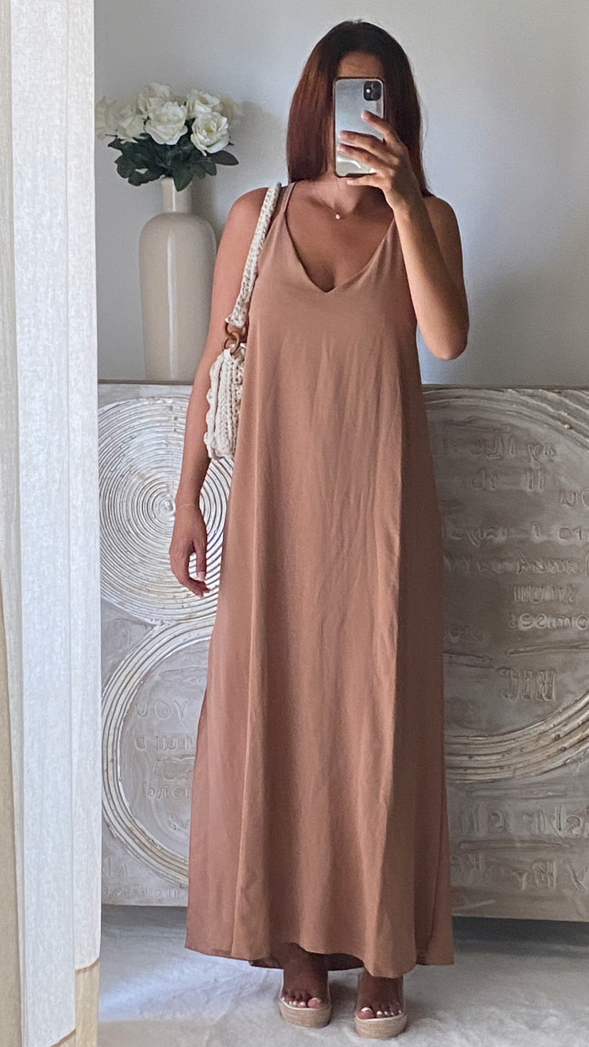 Robe fendue dos croisé camel