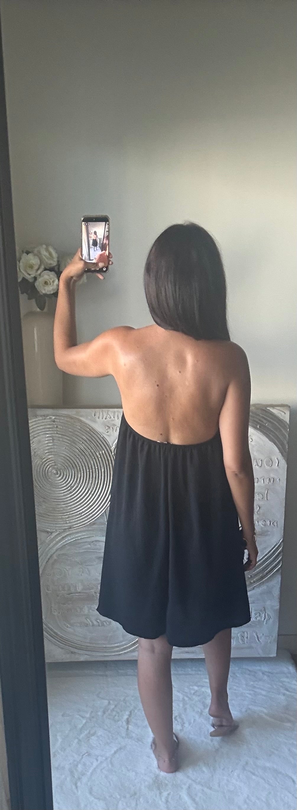 Robe courte dos nu noir