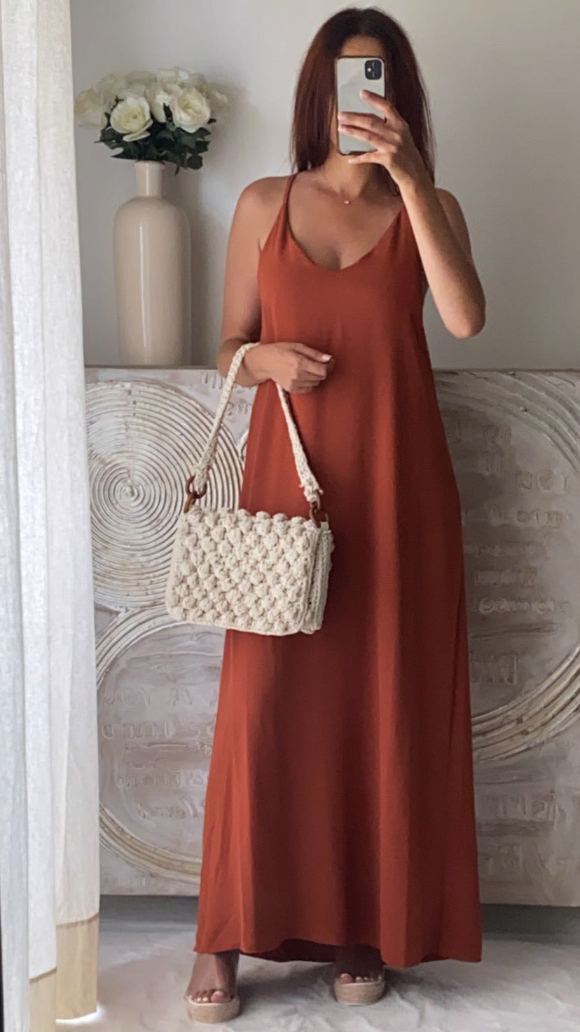 Robe fendue dos croisé rouille