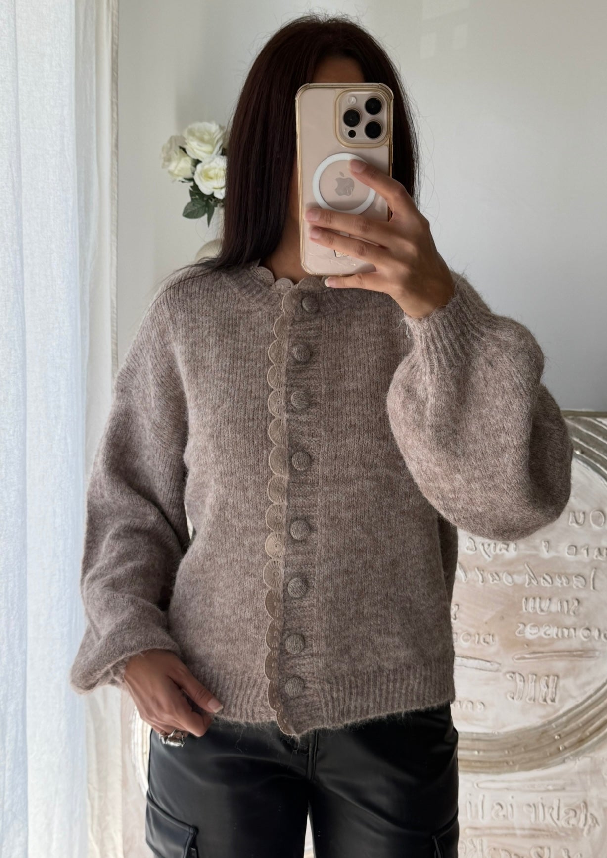 Cardigan doux à boutons beige