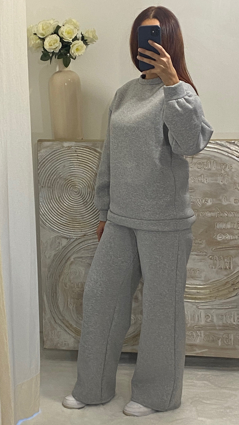 Ensemble sweat et jogging gris