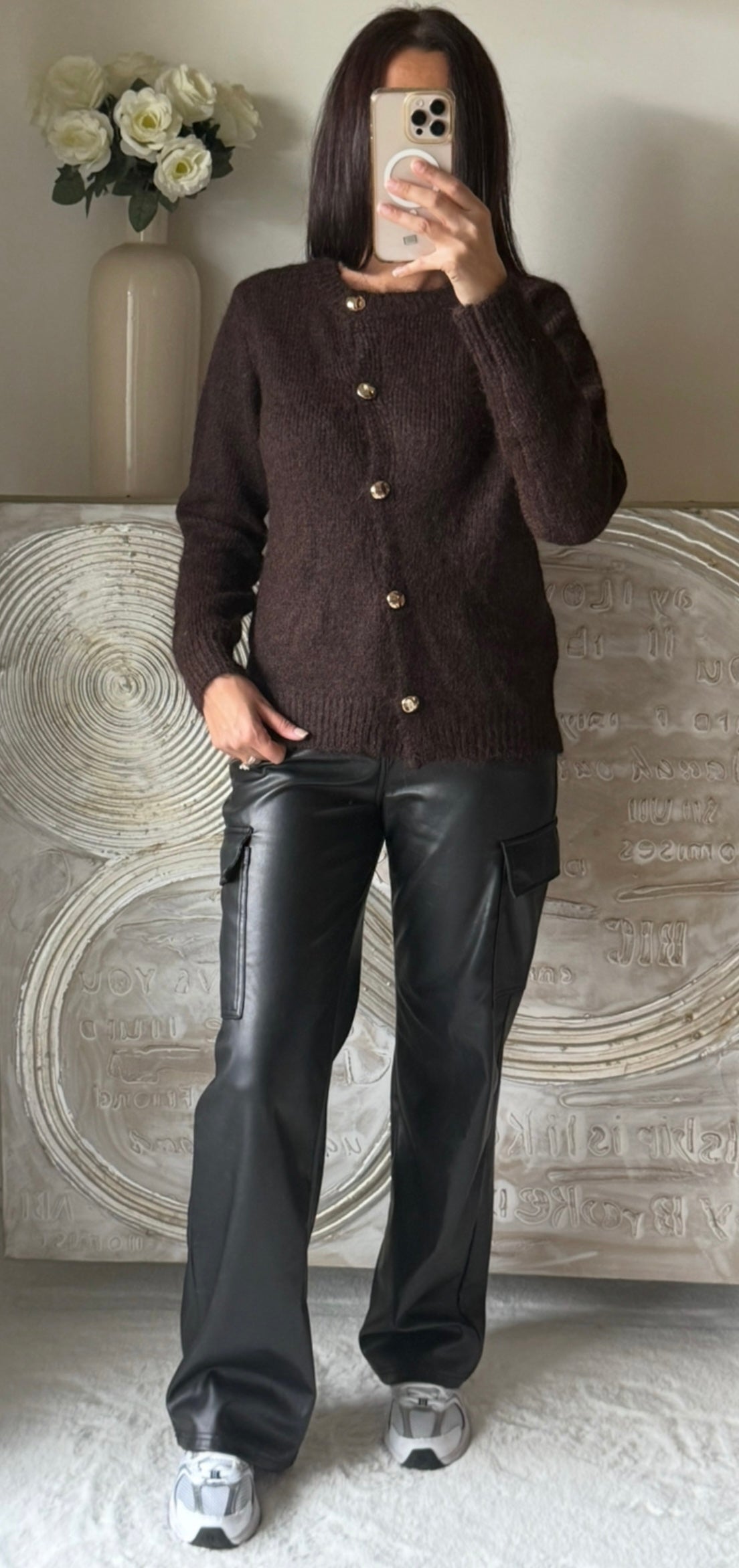 Cardigan doux à boutons dorés marron