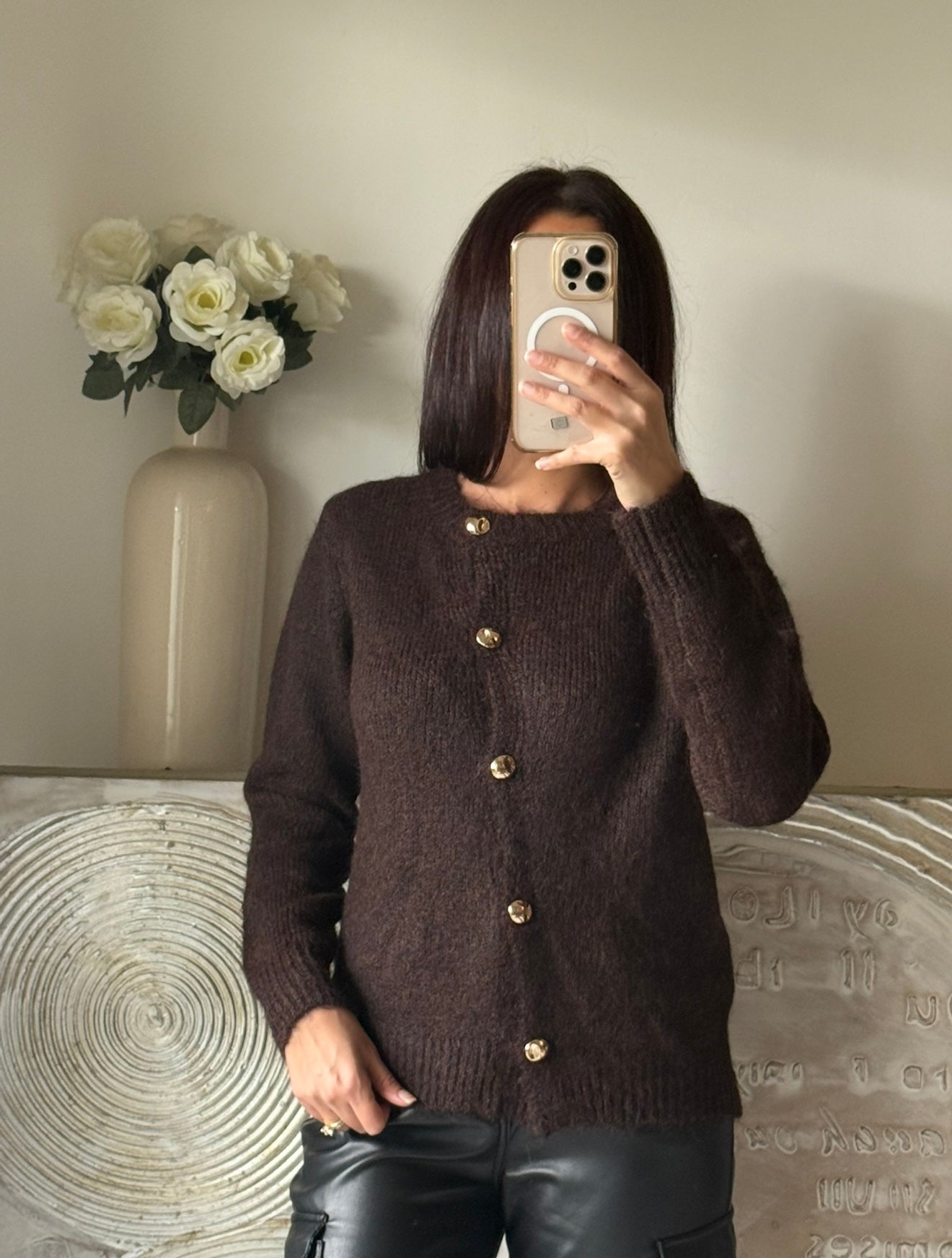 Cardigan doux à boutons dorés marron