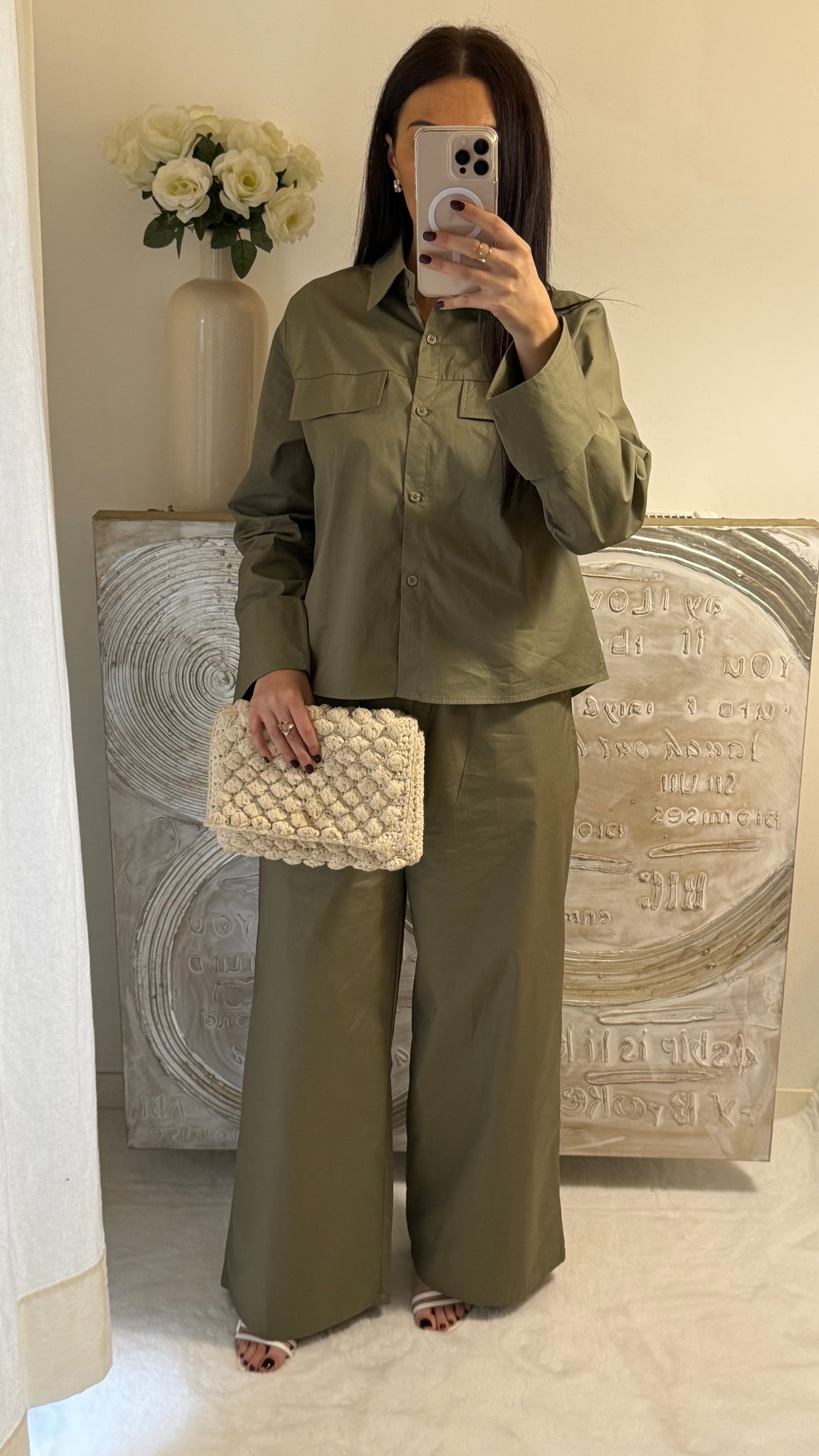 Ensemble chemise et pantalon kaki